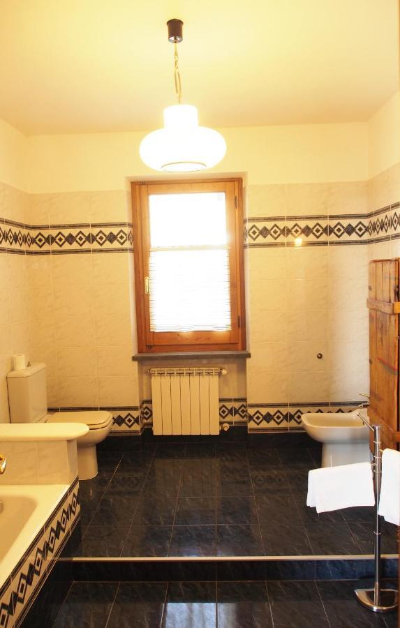 La Casa Di Mario Villa Massa  Buitenkant foto