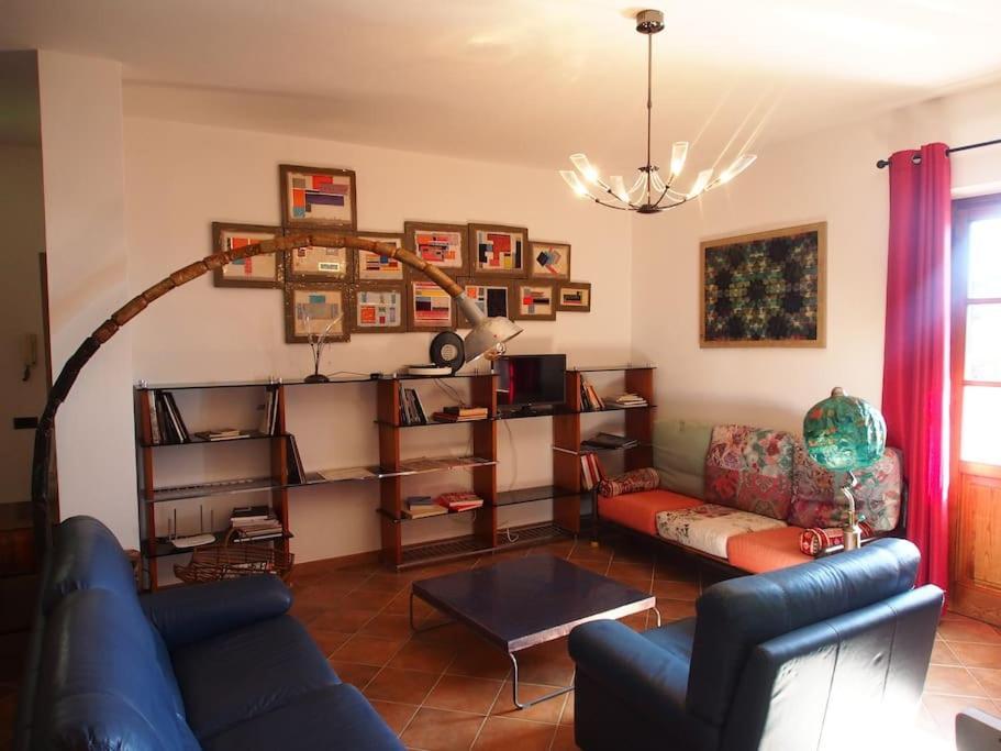 La Casa Di Mario Villa Massa  Buitenkant foto